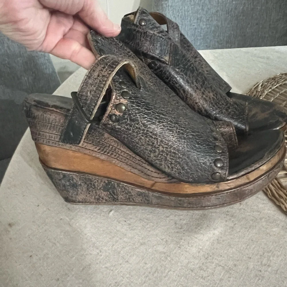 Bed Stu Joanne Distressed Leather Platform Studded Wood Wedge Sandals 9.5 - Picture 7 of 11